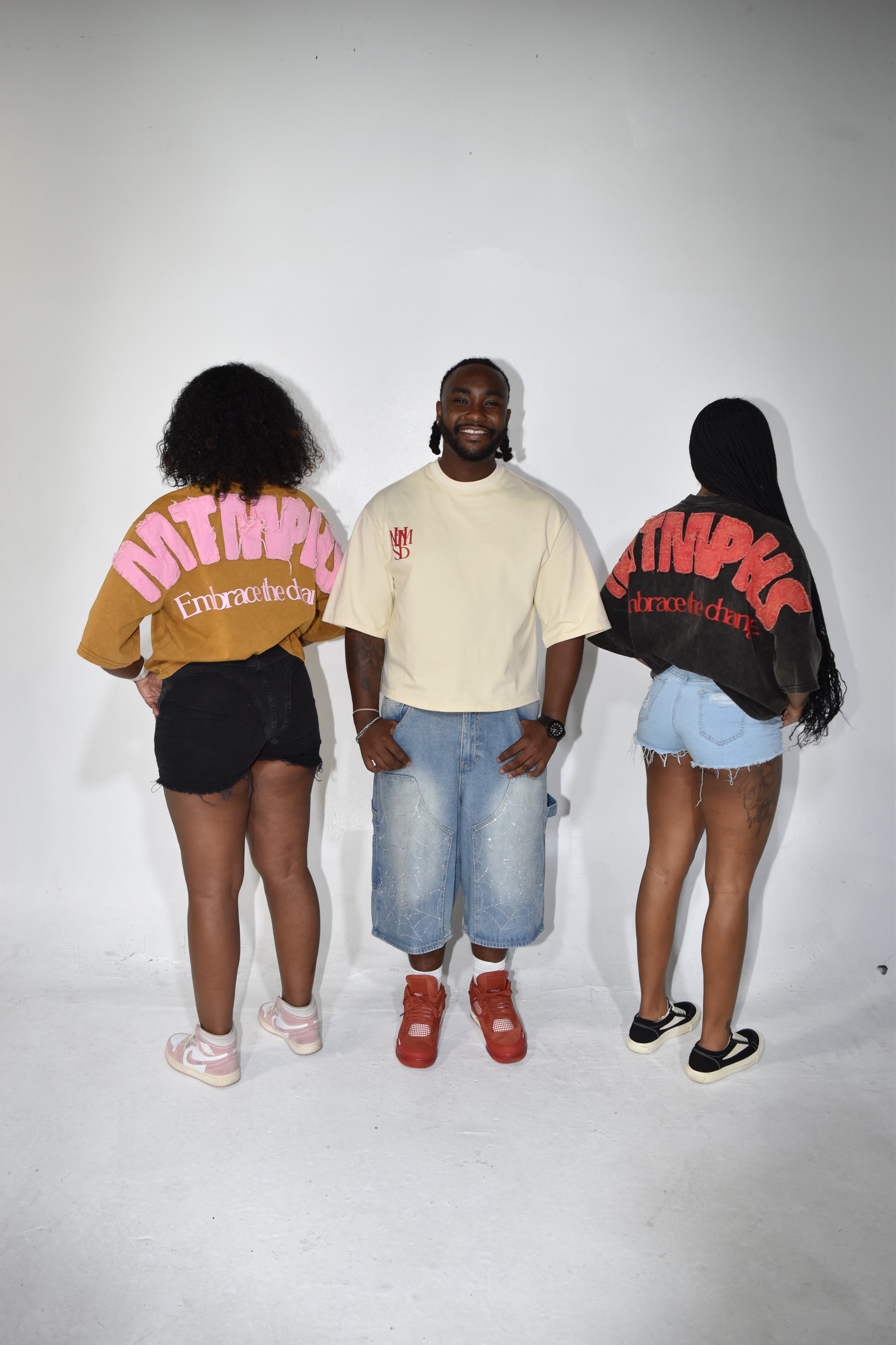 MTMPHS Embrace the Change Graphic Tee
